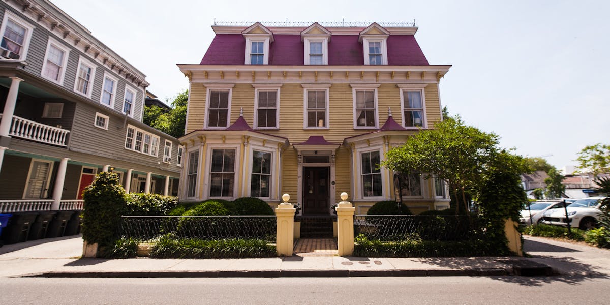 Barksdale House Inn: one of the best Pet-Friendly Hotels in Charleston SC