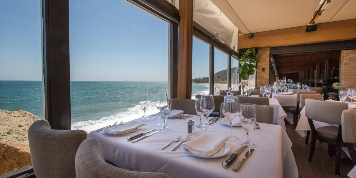 mastro's ocean club dress code (make shre you turn sound on!) 12/10 highly recommend @Mastros Restaurants whos tryna go? #mastrossteakhouse #datenight