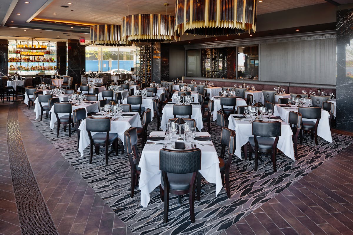 a dining romm