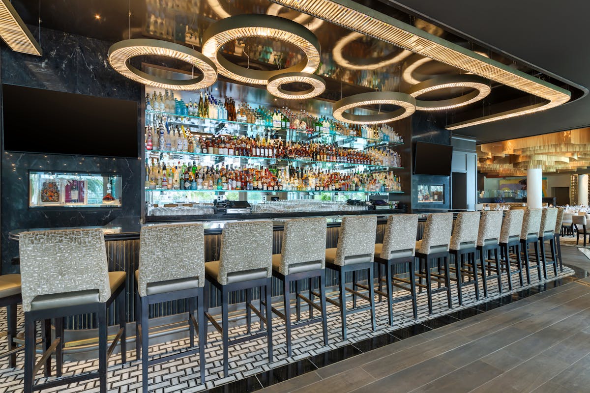 Mastro's Miami Bar