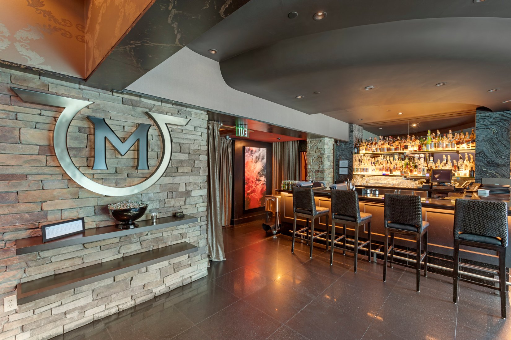 Mastro's Steakhouse Beverly Hills Bar Area