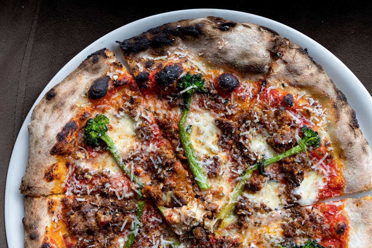 Pizza Boxing Room, Work at a Pizza Place Wiki